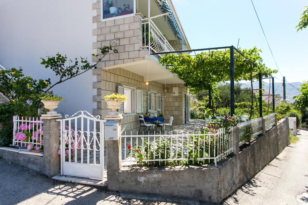 Apartments Olive Mlini Room photo